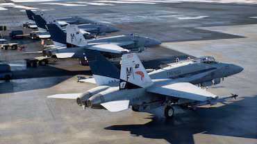 ACE COMBAT 8: WINGS OF THEVE — скриншот 2